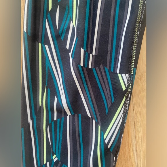 Gap fit Gapfit  gfast leggings size M - Picture 3 of 10